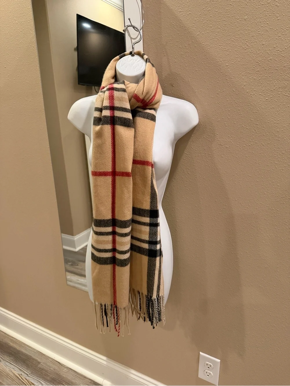 Source Unknown Beige Plaid Scarf with Black and Red Stripes